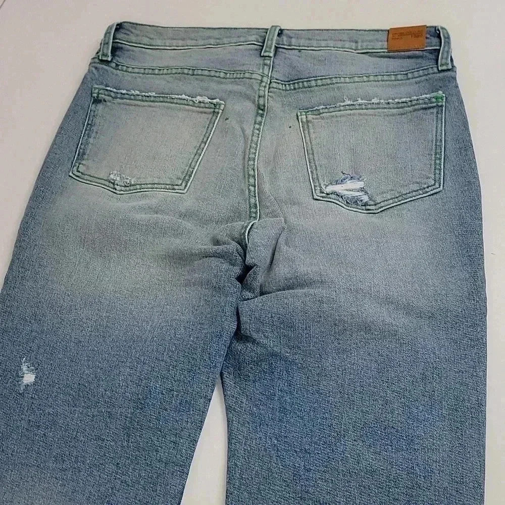 Cross Colours The Relaxed Slim Fit Capri wash Denim